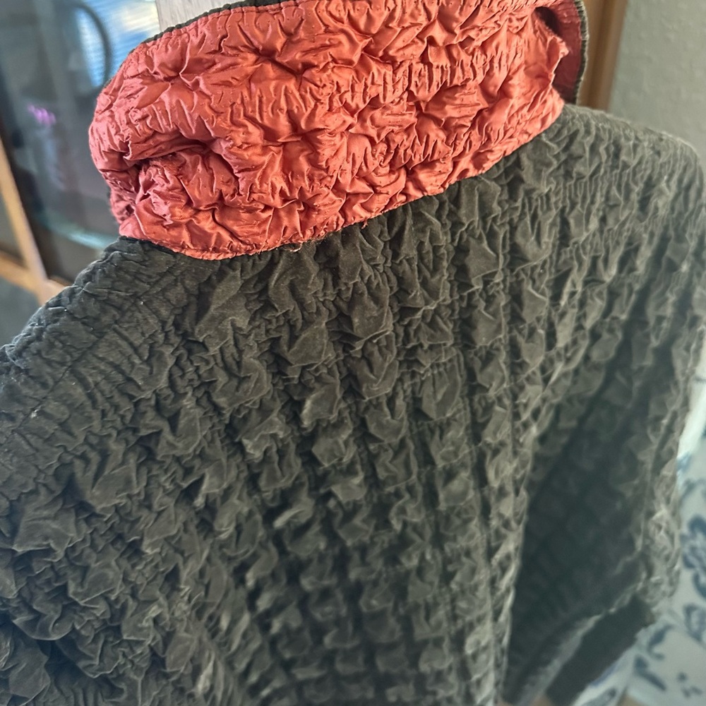 Jacket - Picture 2 of 4